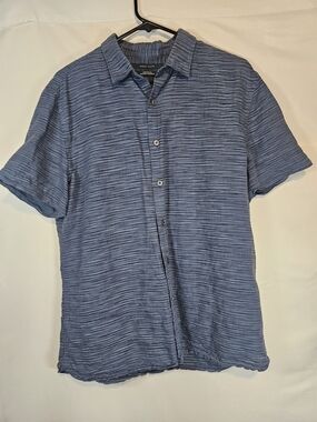 Perry Ellis Men's Blue Short-Sleeve Slub Button-Down Shirt